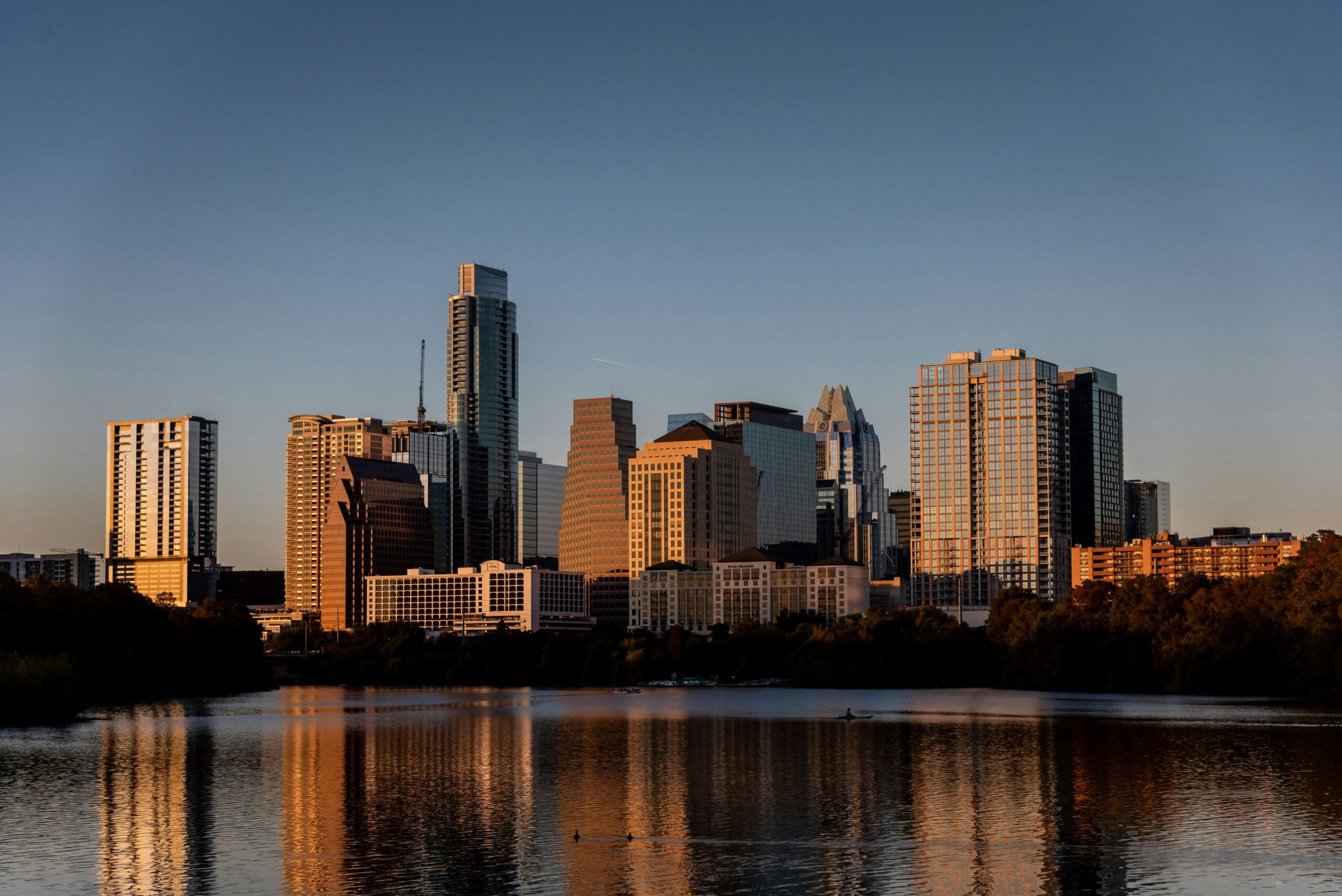 Experts: Blackouts haven’t yet seriously diminished Austin’s allure | Austin Business Journal
